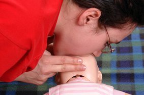 Herzstillstand: Zeitfenster für Wiederbelebungsmaßnahmen bei Kindern enger als bei Erwachsenen