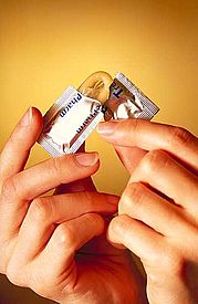 Kondom mit vorhautverengung