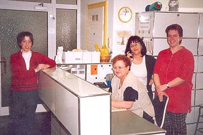 Unser kompetentes Praxisteam freut sich auf Ihren Besuch