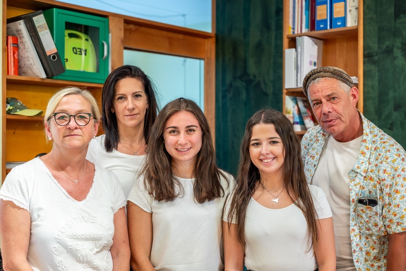 Medien/Steiner_Gruppenbild dreiviertel_Neu.jpg