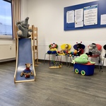 Wartezimmer Blau Rutsche